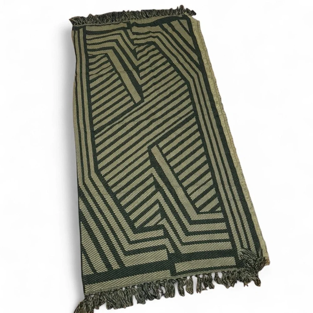 NWT CLOSED Green Abstract 70s Design Brushed Wool Scarf Shawl — One Size